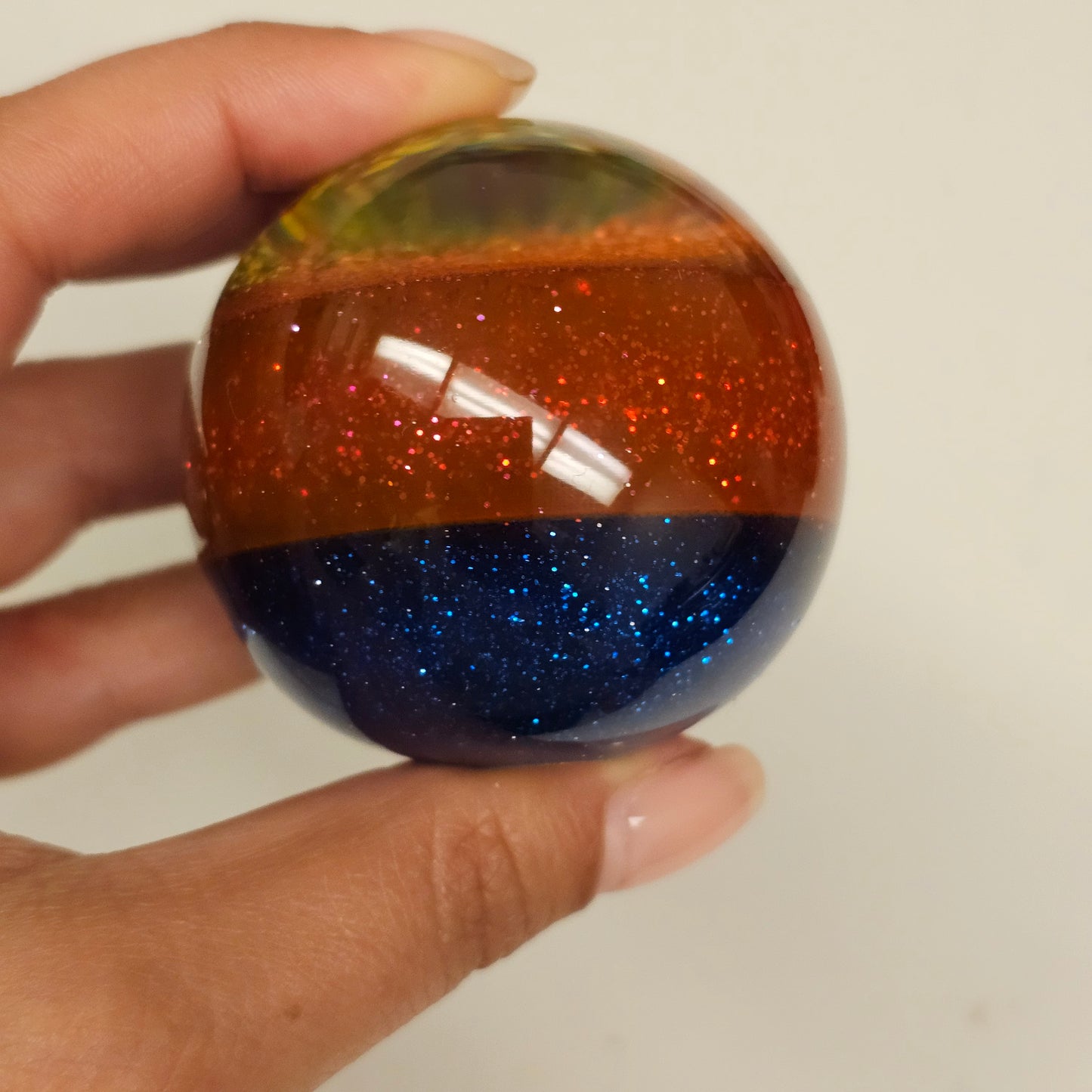 1/1 Striped Glitter Shifter Ball