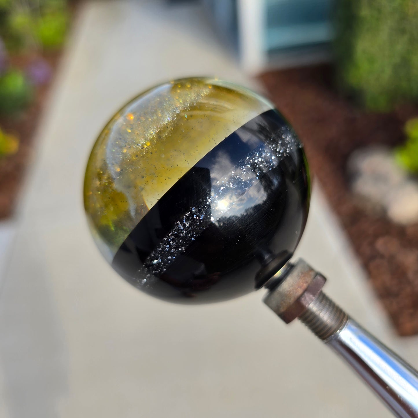 1/1 Gold & Black Shifter Ball