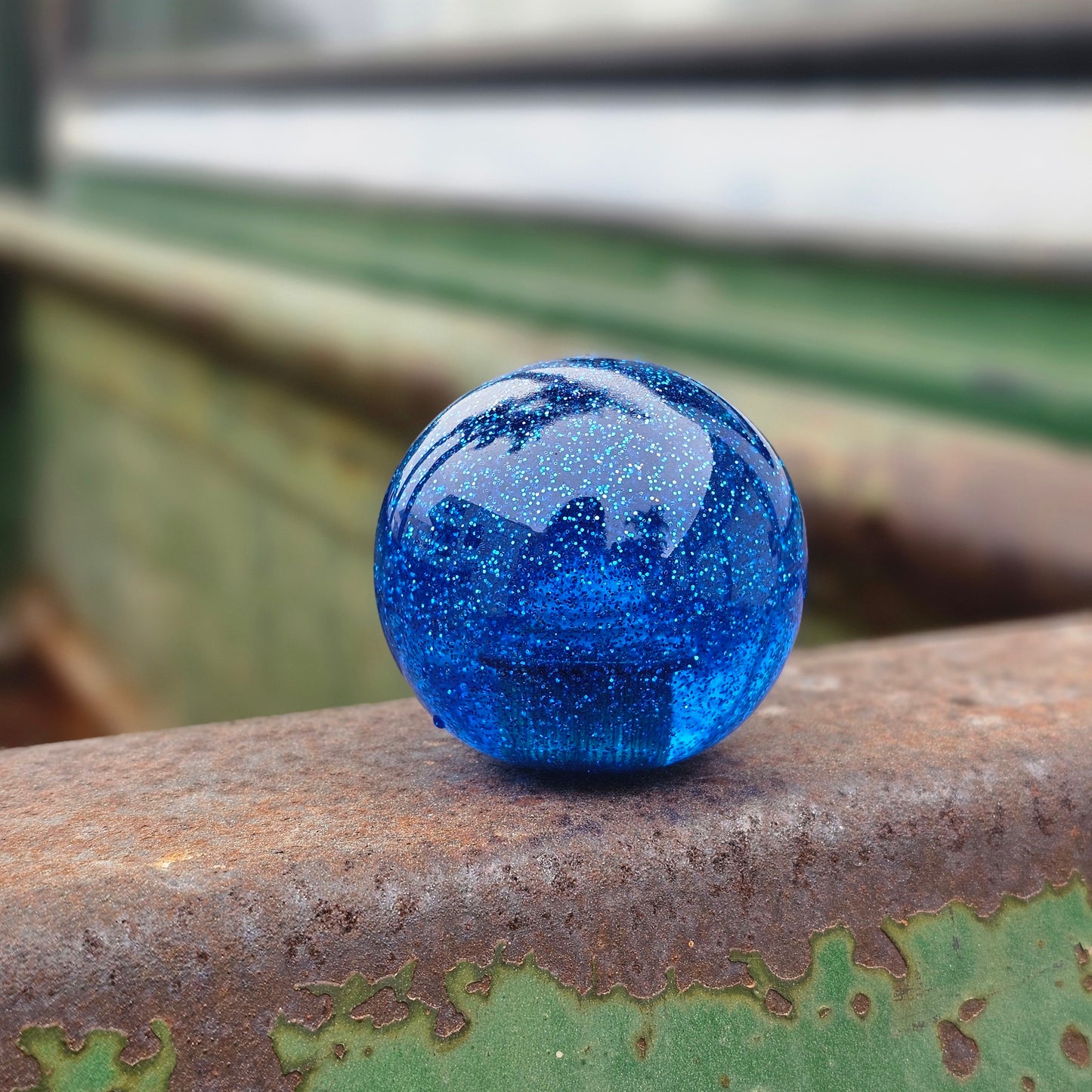 Glitter Shifter Ball