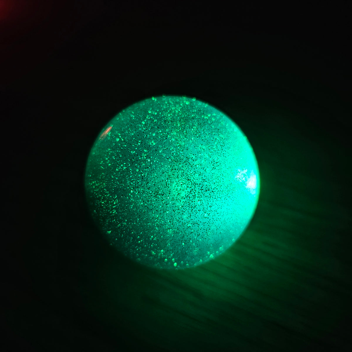 Light-Up Glitter Shifter Ball